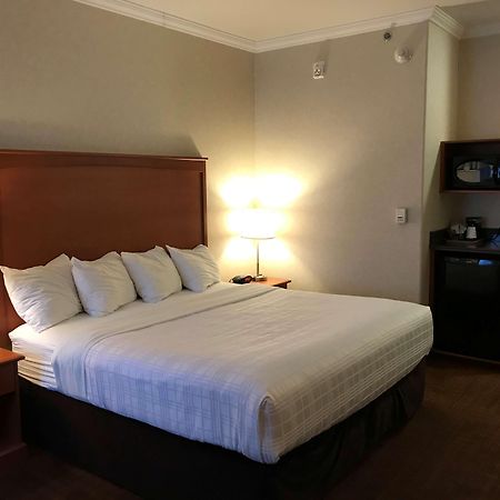 Best Western Thunder Bay Crossroads Экстерьер фото