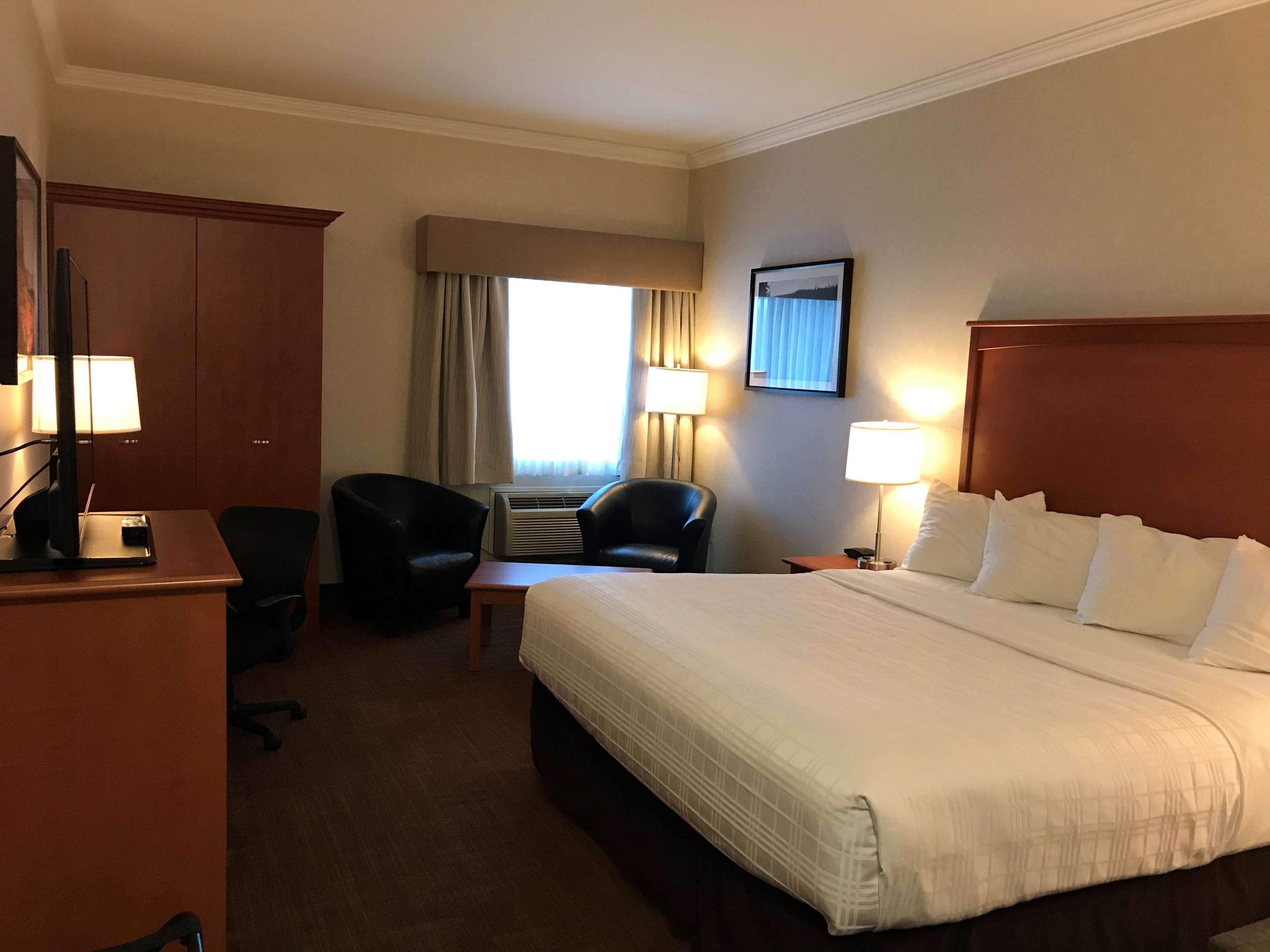 Best Western Thunder Bay Crossroads Экстерьер фото