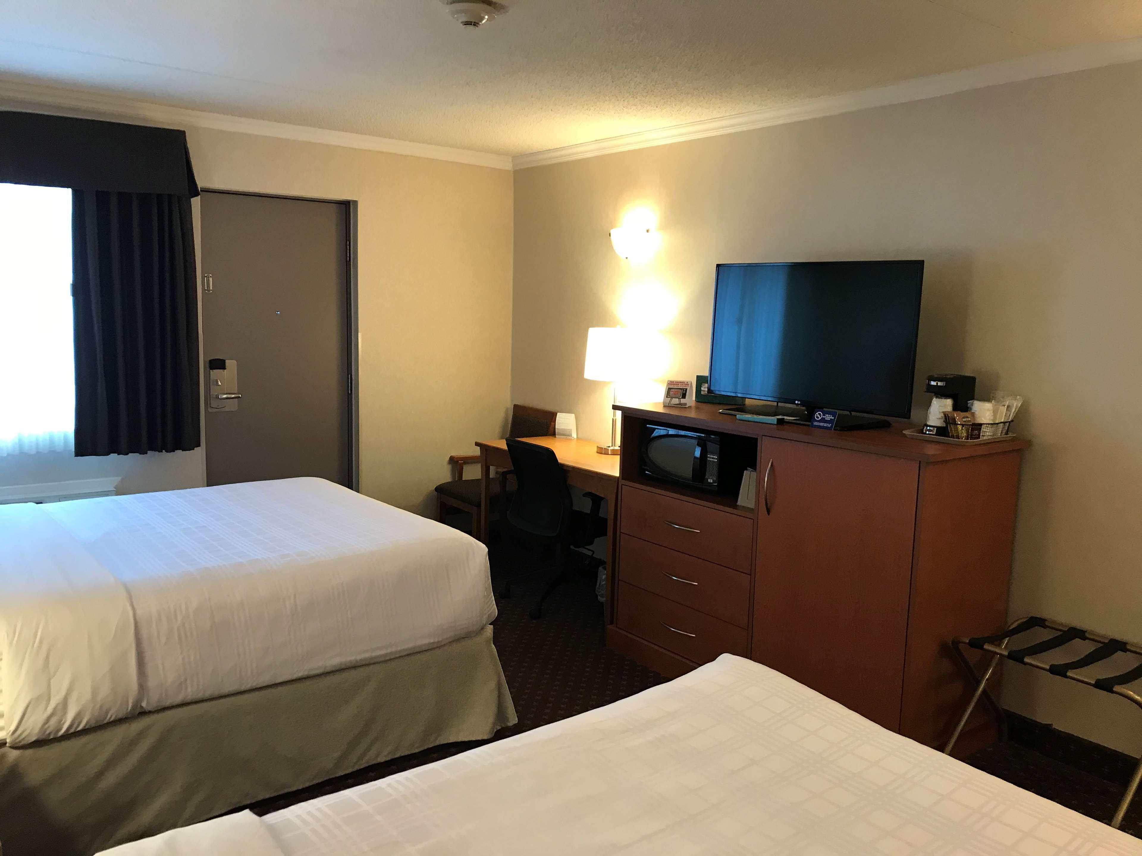 Best Western Thunder Bay Crossroads Экстерьер фото