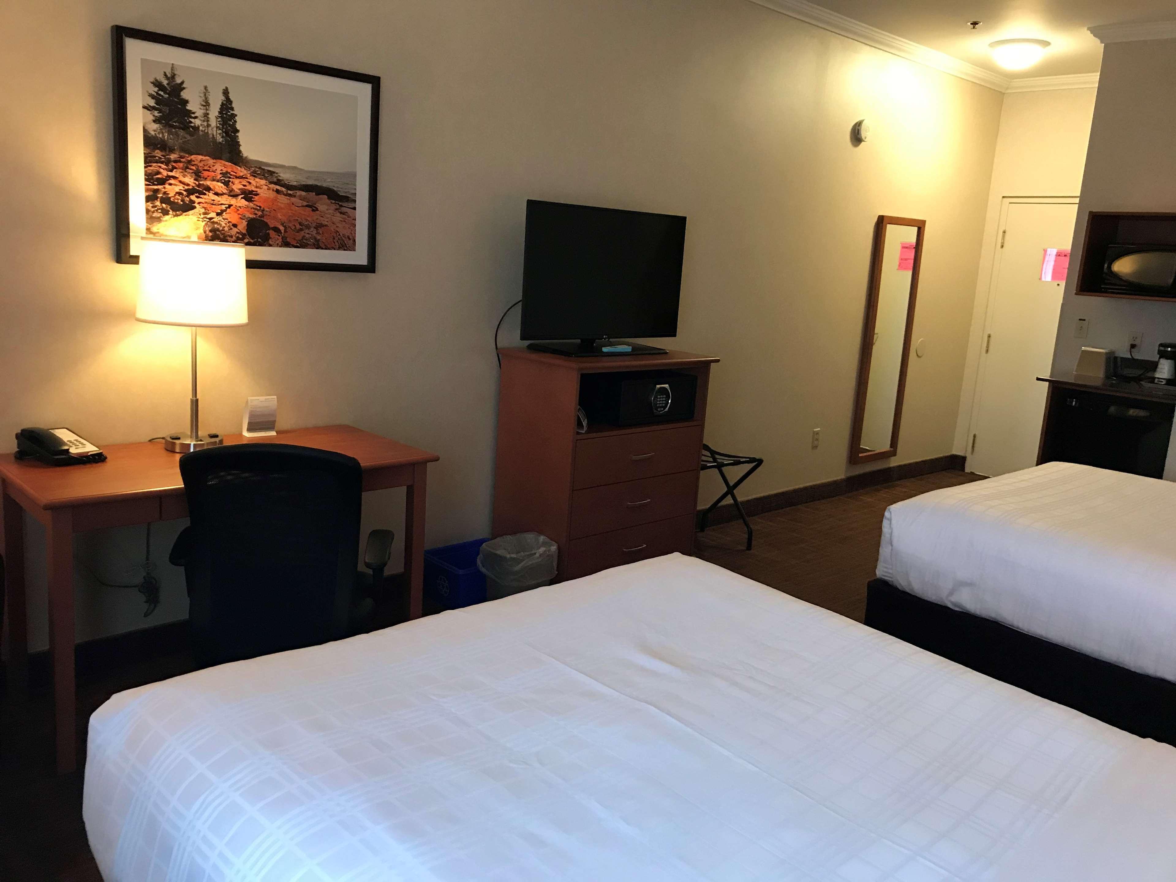 Best Western Thunder Bay Crossroads Экстерьер фото