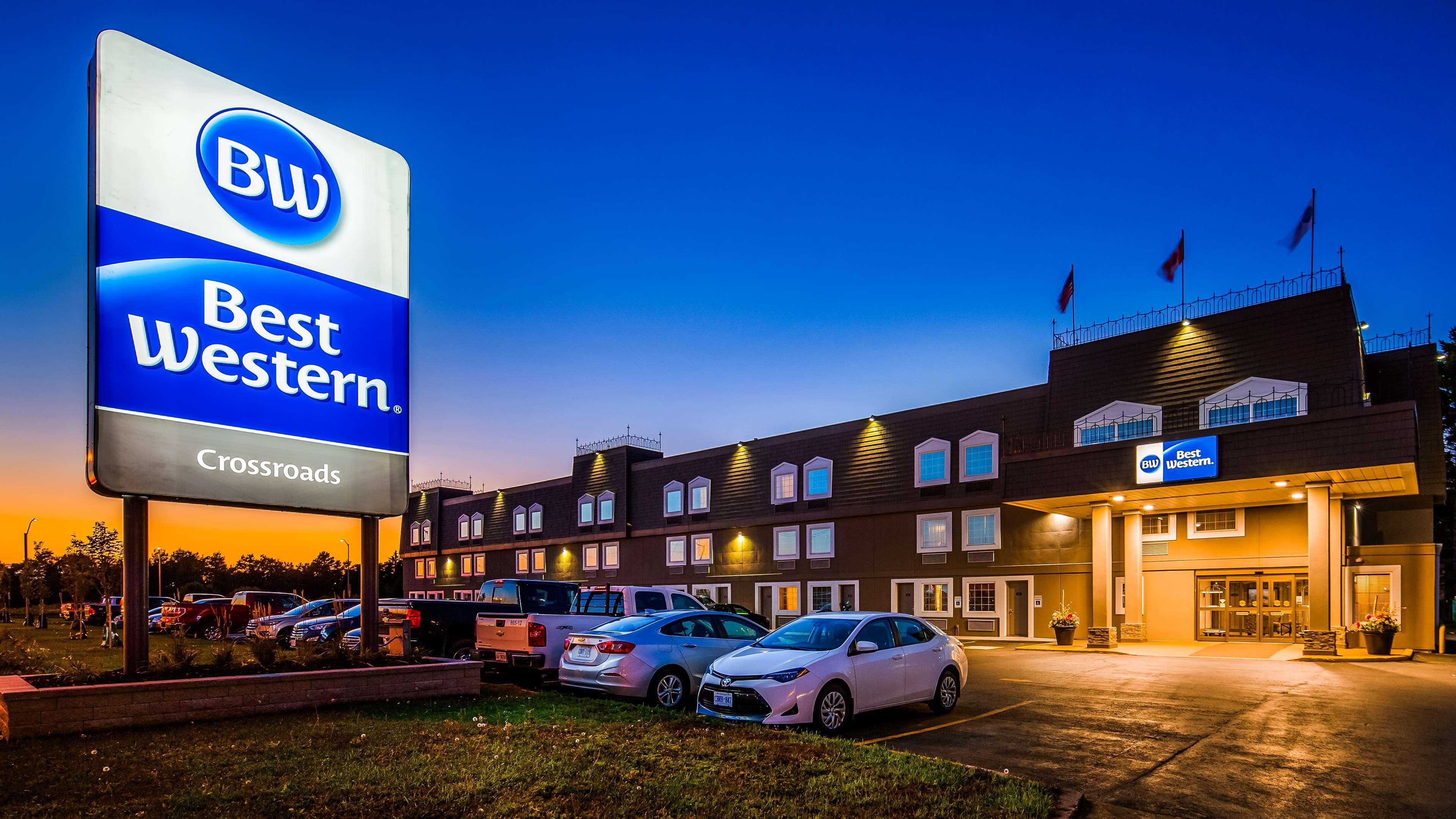 Best Western Thunder Bay Crossroads Экстерьер фото